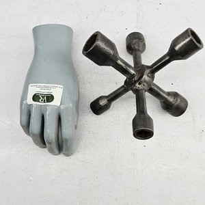 Llave de Tuercas Múltiple Tipo Araña, 6 Bocas - imagen 2