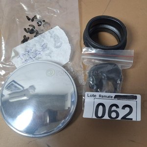 Lote siguiente: Tapa de Metal y Goma para Objeto No Identificado