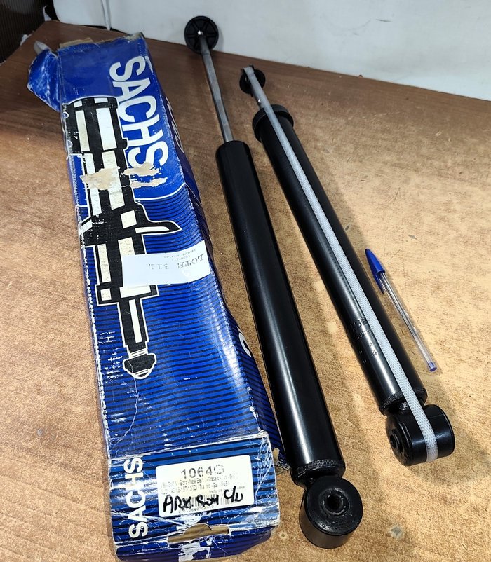 Item 16822 - Image 1