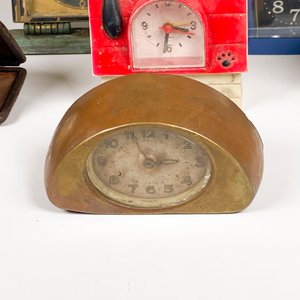 Seis Relojes de Mesa Vintage Variados - imagen 7