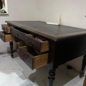 Liquidación de empresa constructora en Durazno: mobiliario, maquinaria y vehículos de colección!