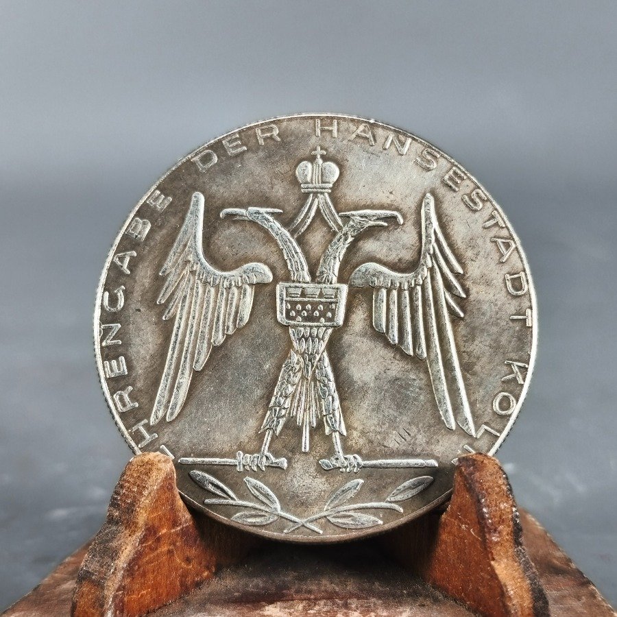 Item 15207 - Image 0