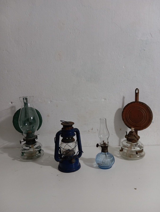Lámparas antiguas de queroseno para venta - imagen 1