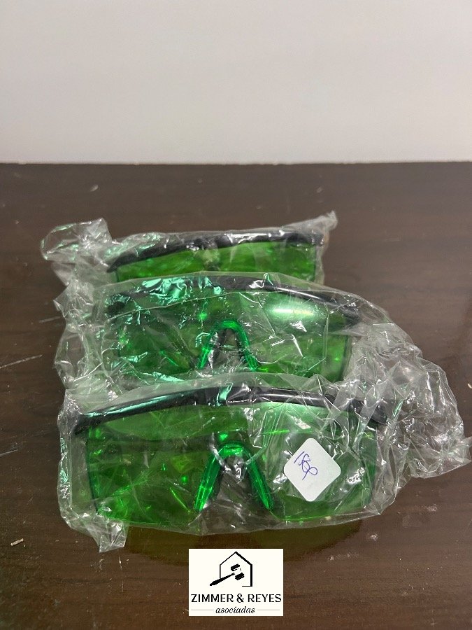 Lentes de Seguridad Verdes Nuevos