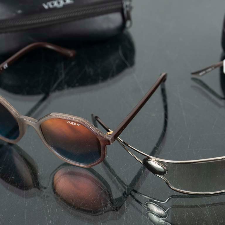 Dos pares de gafas sol - imagen 2
