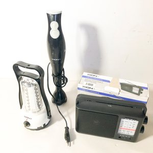 Lote de 3 piezas: Radio portátil Xion, linterna y mixer - imagen 2