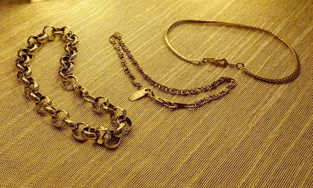 Item 27584 - Image 0