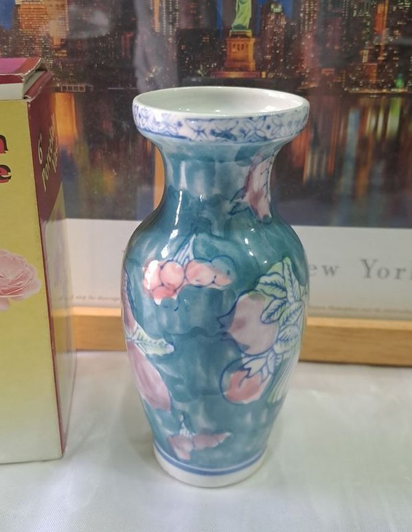 Vaso de porcelana con diseño oriental y floral - imagen 2
