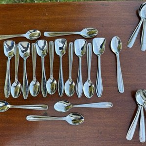 Juego de 25 cucharitas (19 Tramontina de café y 6 helado) - imagen 2