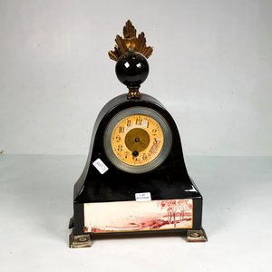 Reloj de Sobremesa Antiguo con Detalles en Madera y Cerámica - imagen 2