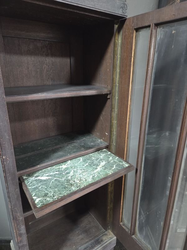 Muebles exhibidores antiguos en Roble Europeo para restaurar - imagen 9