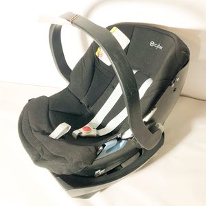 Bañito Carestino para bebé, Silla de Auto Cybex y Chaleco Flotador Allianke - imagen 3