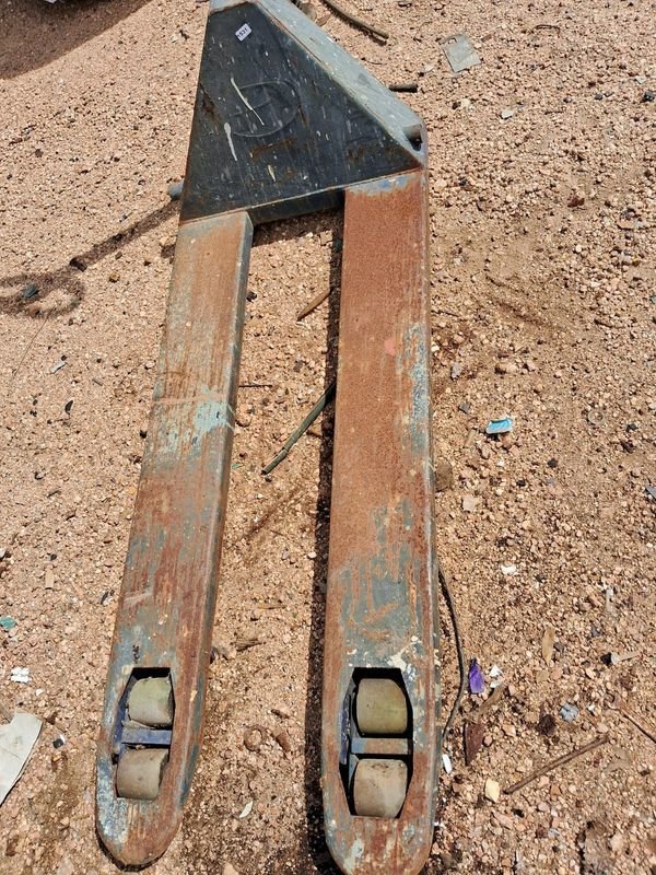 Item 896340 - Image 1