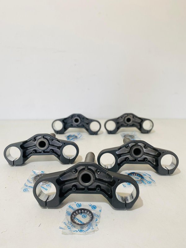 Lotes de piezas metálicas para motocicletas - imagen 3