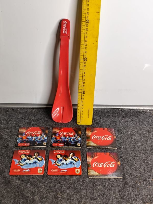 Set de 8 Posavasos Coca-Cola Copa América 2011 y Utensilios Rojos