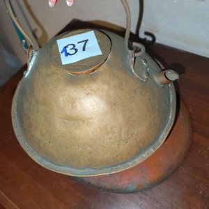 Pava Antigua de Cobre con Base y Dos Tachos - imagen 2