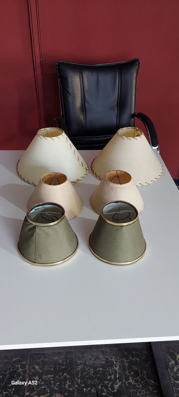 Lote siguiente: Lotes de vasijas y accesorios