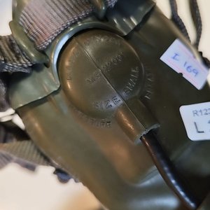 Mascarilla de Oxígeno Militar MS22001 (MBU3/P) - Año 1959 - imagen 2