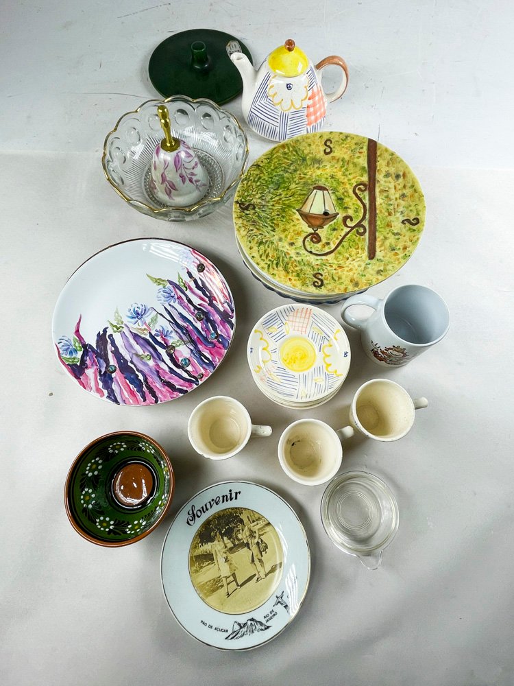 Colección de vidrio y cerámica decorativa - imagen 2