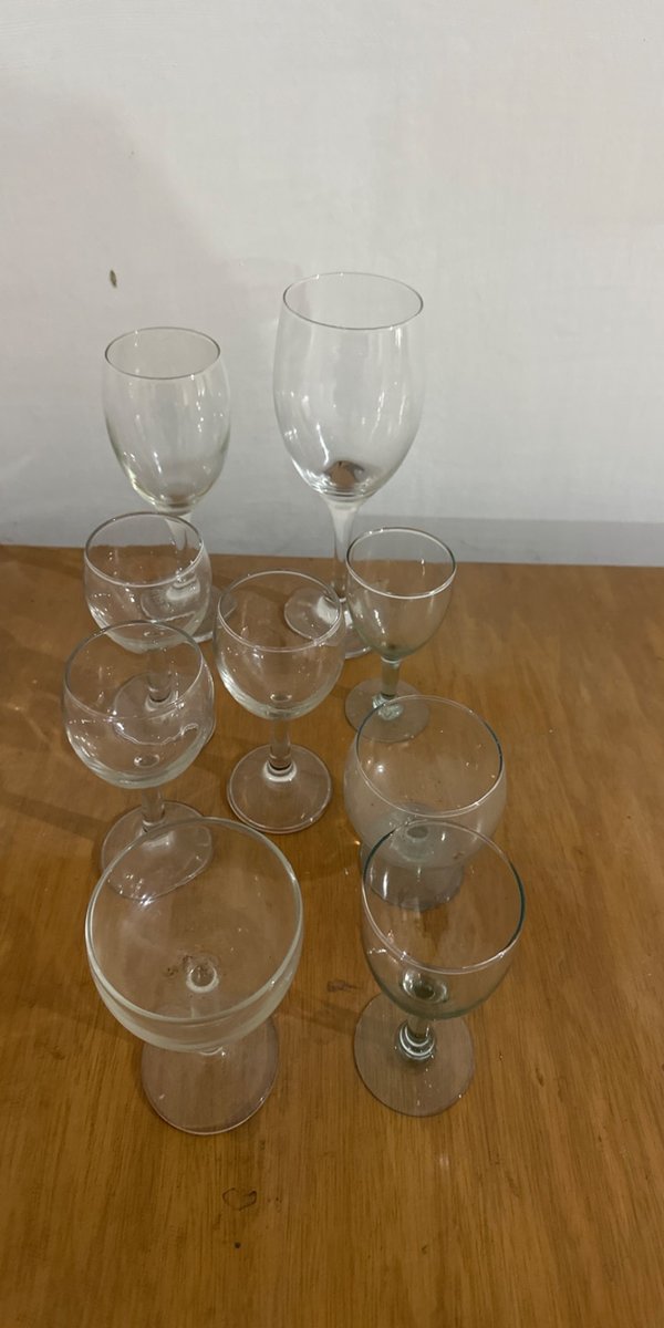 Juego de Copas de Cristal Variadas