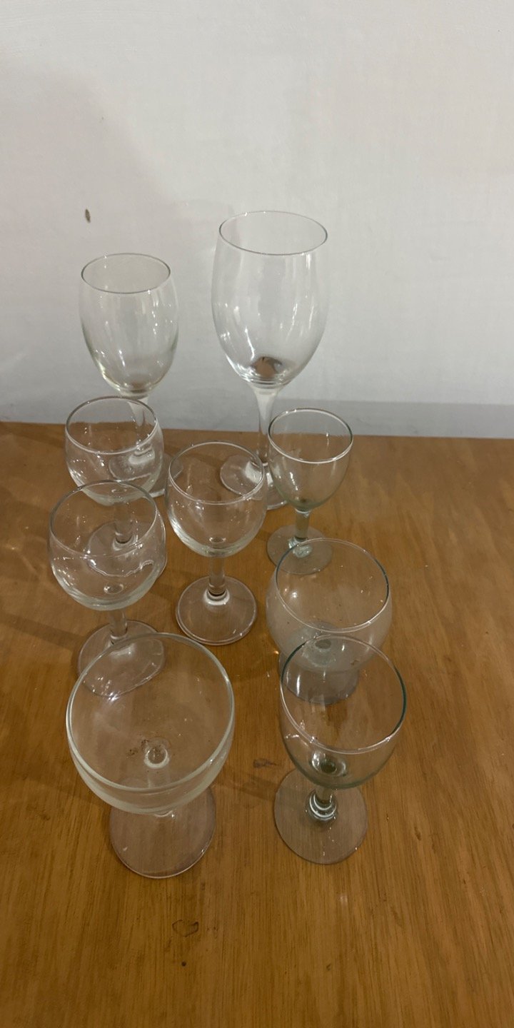 Juego de Copas de Cristal Variadas