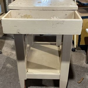Mesas Auxiliares de Madera con Ruedas y Cajón - imagen 3