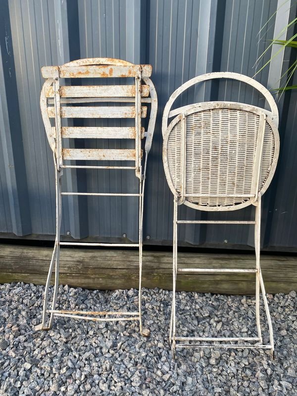 Sillas de hierro antiguas para decoración - imagen 3