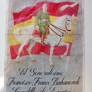 Hoja Histórica de Cupones de Racionamiento de la Posguerra Española (1939) con Efigie de Franco - imagen 1