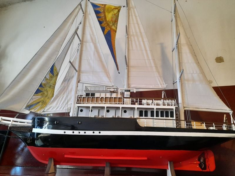 Maqueta de barco del Capitán Miranda - Único model