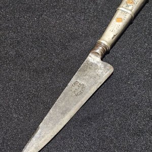 Cuchillo Antiguo "Acero Inglés" con Cabo de Plata y Oro - imagen 1