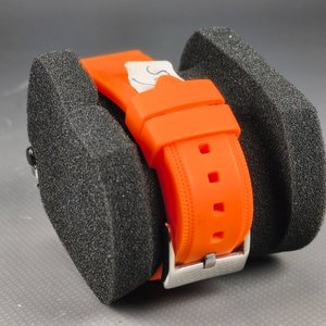 Reloj Swish Cronógrafo Malla Naranja Silicona Nuevo - imagen 4