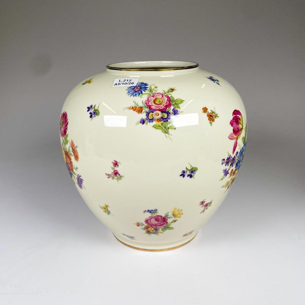 Florero de Porcelana Bavaria Alemania con Decoración Floral