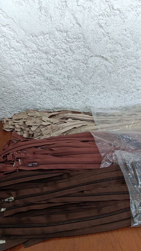 Item 928042 - Image 1