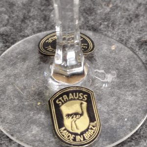 Copas de Cristal Labrado "Strauss" Hechas a Mano en Brasil - imagen 3