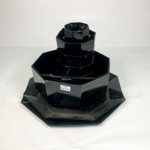 Nueve Piezas de Vidrio Negro Octogonal: Fuentes, Ensaladera, Taza, Platillo y Compoteras - imagen 5