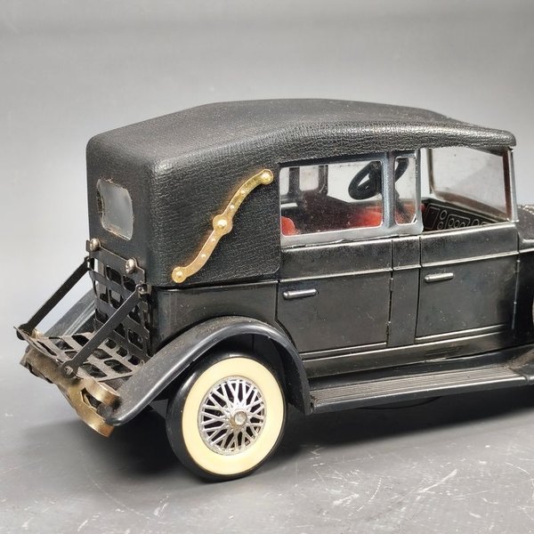 Modelo de coche de 1928 Lincoln con radio AM en escala 1/18 - imagen 5