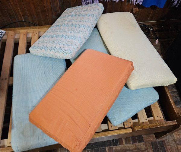 Lote de 5 Almohadas Variadas