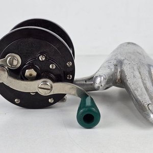 Lote siguiente: Reel de Pesca Rotativo Penn 78 30-180 Vintage
