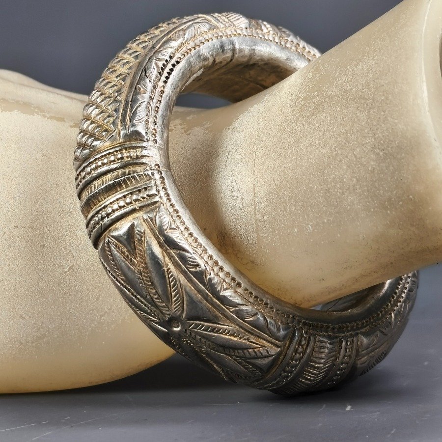 Item 16389 - Image 4