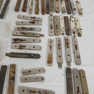 Lote de Accesorios para Placares: Ruedas, Pasadores y Separadores - imagen 5