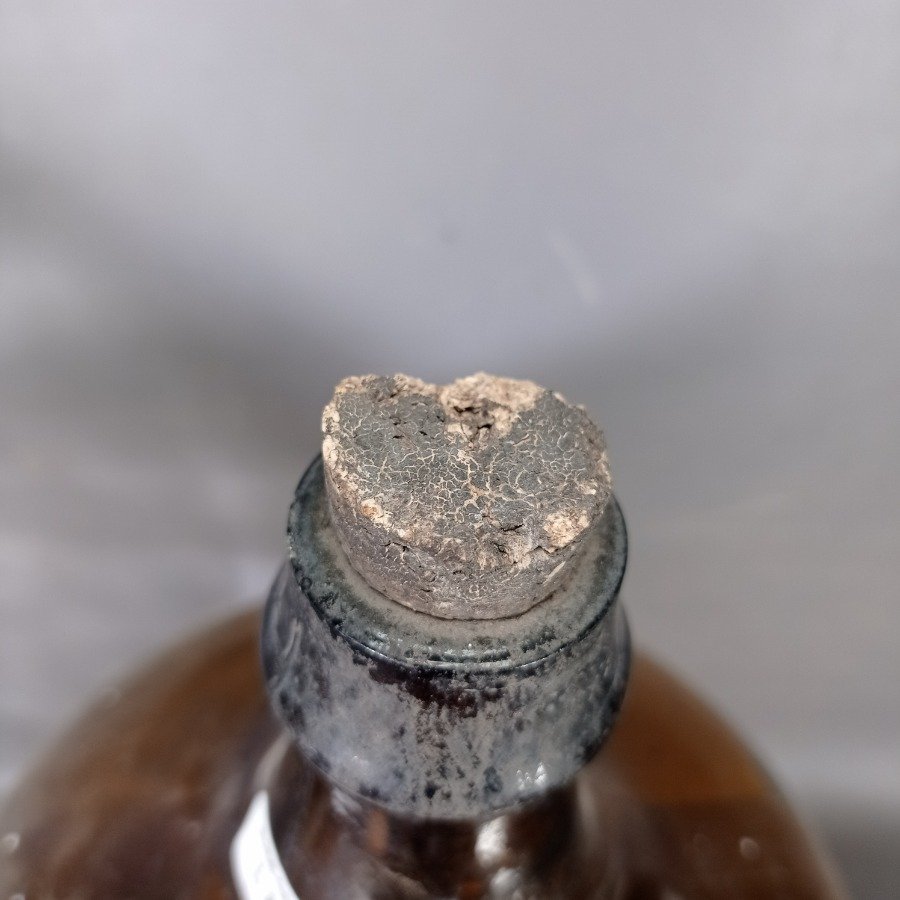 Dos damajuanas de 10 litros en vidrio traslucido y ámbar - imagen 4