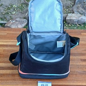 Set de 2 Botellas Térmicas Deportivas Head y Bolso Lunchera Térmico - imagen 5