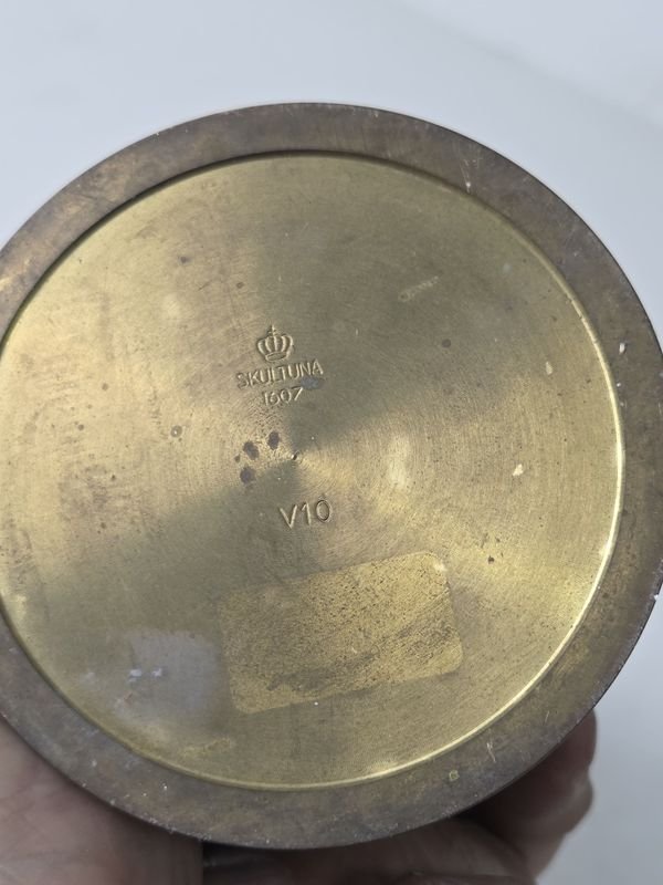 Jarrón Skultuna (Antigua fábrica Sueca desde el año 1607) modelo V10 - imagen 4