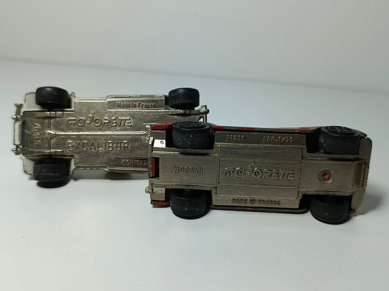 Coche de juguete Majorette, modelo Excalibur y Morgan - imagen 3