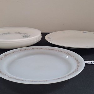 Lote de Vajilla: 3 Tazas Nescafé, 1 Pocillo Museo del Fútbol Uruguay, 8 Platos Opalina - imagen 10
