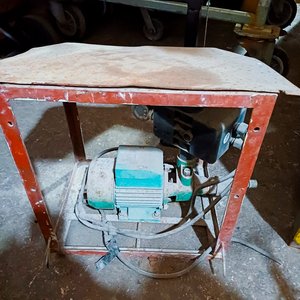 2 Bombas de Agua: Sumergible Trifásica y con Protector Metálico - imagen 5