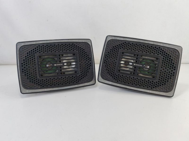 Dos Parlantes Sanyo de Alta Calidad - imagen 2