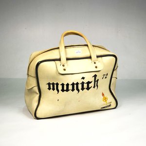 Lote siguiente: Bolso Vintage "Munich 72" Comexport Blanco