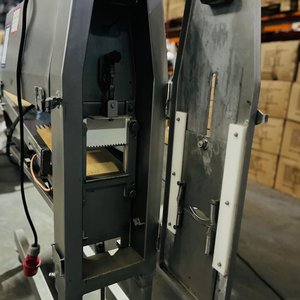 Porcionadora de Carne Picada Industrial con Motor Eléctrico - imagen 2