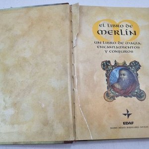 El Libro de Merlín: Magia, Encantamientos y Conjuros - Editorial Edaf - imagen 2